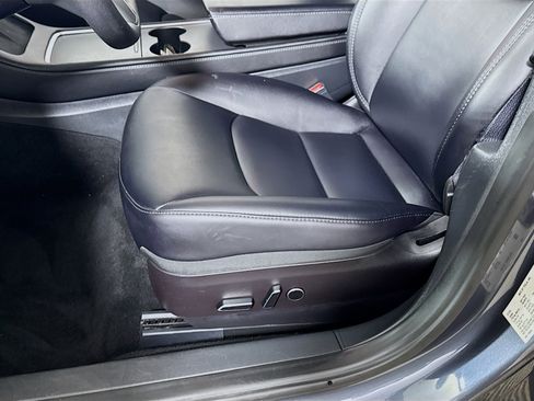 Used 2023 Tesla Model 3 Standard Range image 20