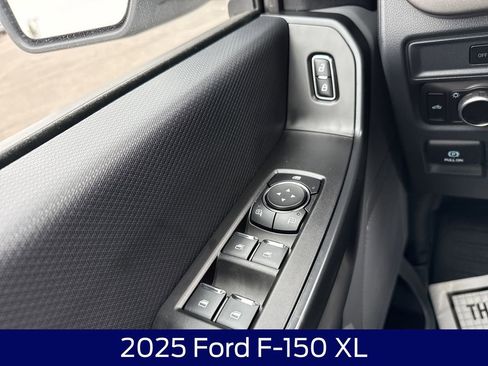 Used 2025 Ford F150 XL image 25