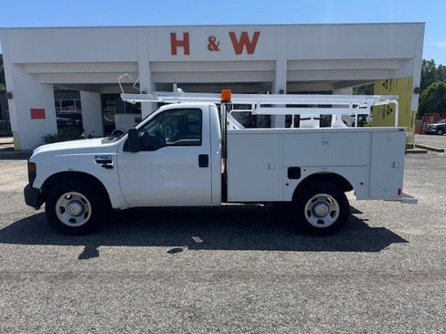 Used 2008 Ford F350 XL image 1