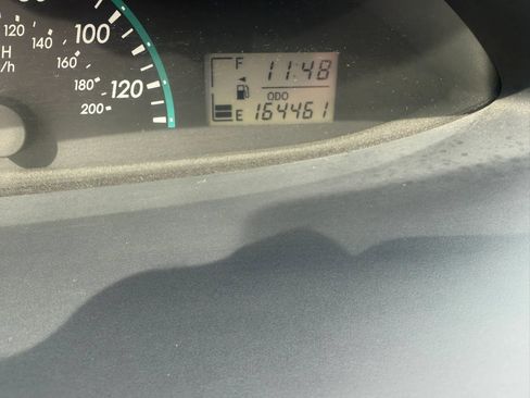 Used 2010 Toyota Yaris Sedan FWD image 39