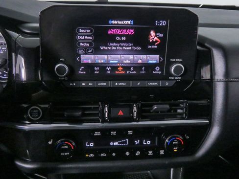 Used 2024 Nissan Pathfinder SV w/ Lighting Package (N92) AWD/4WD image 10