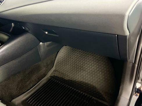 Used 2024 Toyota Corolla LE image 34