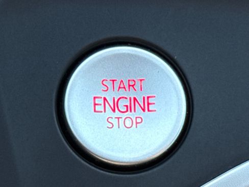 Certified 2022 Volkswagen GTI SE w/ SE Leather Package image 37