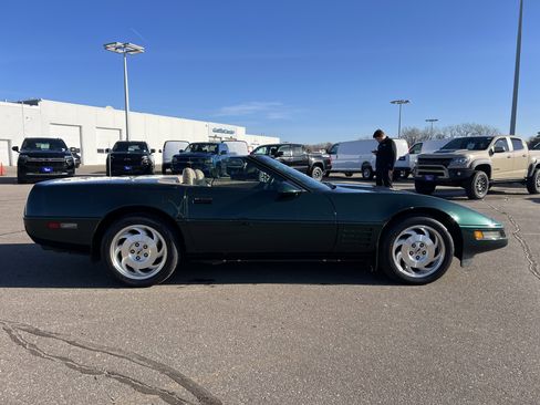 Used 1994 Chevrolet Corvette Convertible image 12