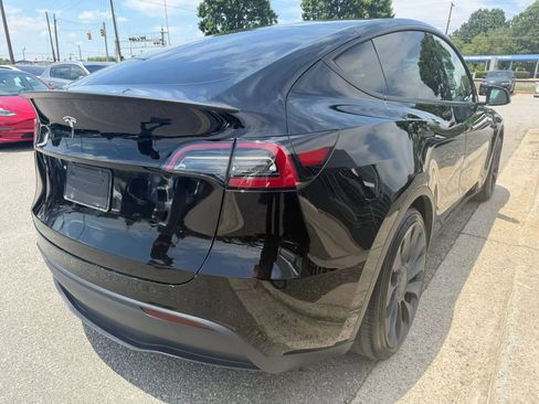 Used 2024 Tesla Model Y Performance AWD/4WD image 5