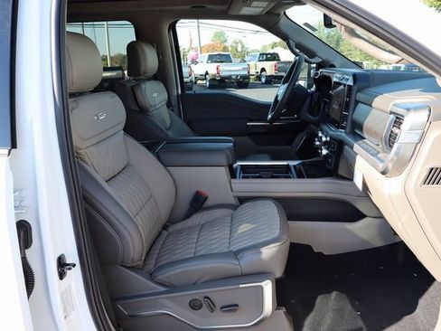 New 2026 Ford F350 Platinum w/ Platinum Plus Package image 42