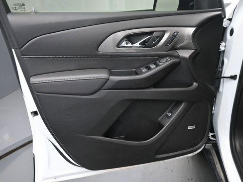 Used 2023 Chevrolet Traverse Premier w/ Redline Edition image 12