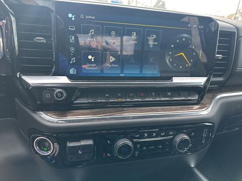 Used 2023 Chevrolet Silverado 1500 RST w/ Convenience Package II image 11