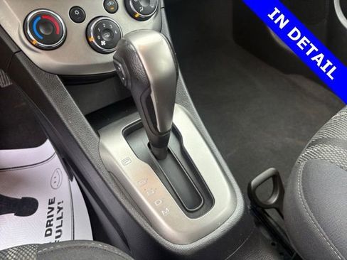 Used 2015 Chevrolet Sonic LT image 19