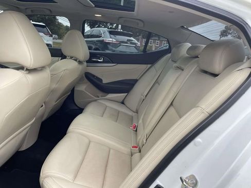 Used 2017 Nissan Maxima 3.5 SL FWD image 10