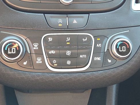 Used 2024 Chevrolet Malibu LT FWD image 22