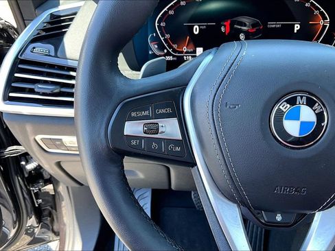 Used 2022 BMW X5 xDrive40i w/ Premium Package AWD/4WD image 10