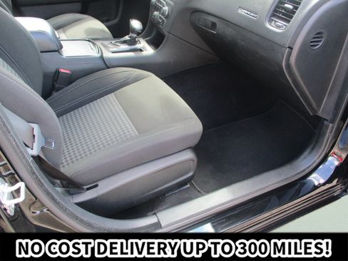 Used 2020 Dodge Charger SXT w/ Blacktop Package AWD/4WD image 15