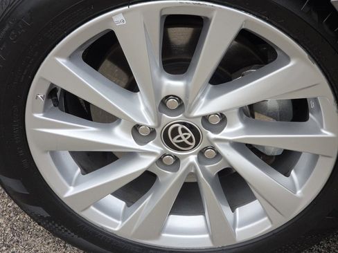 Used 2023 Toyota Camry LE w/ Convenience Package image 16