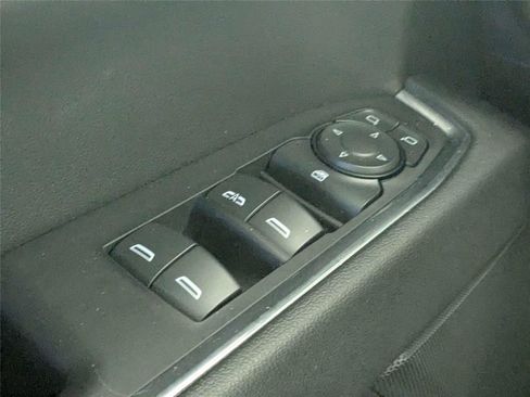 Used 2022 Chevrolet Silverado 1500 RST AWD/4WD image 24