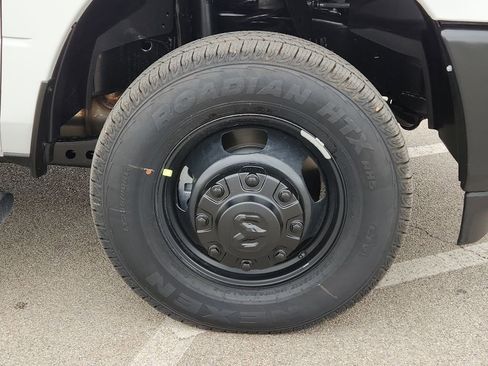 New 2026 RAM 3500 Tradesman AWD/4WD image 7