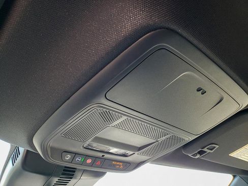 New 2026 Chevrolet Traverse LT w/ Driver Confidence Package image 20