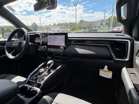 New 2026 GMC Canyon Elevation w/ Convenience Package image 18