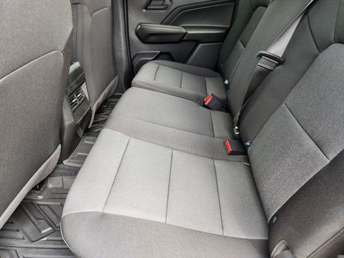 New 2026 Chevrolet Colorado W/T image 20