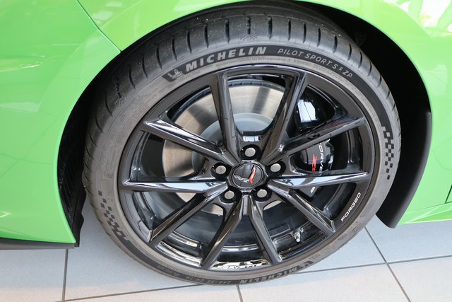 New 2027 Chevrolet Corvette Stingray Convertible w/ Z51 Performance Package RWD image 5