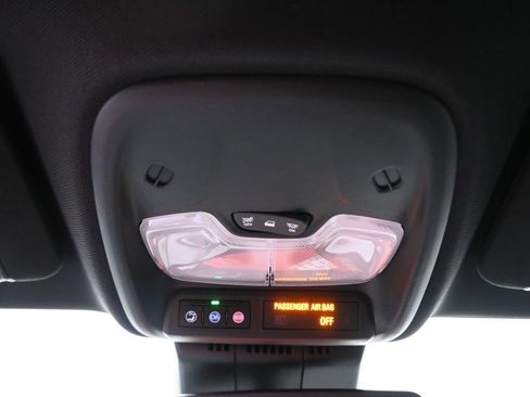 Used 2023 Chevrolet Colorado LT w/ LT Convenience Package II image 25