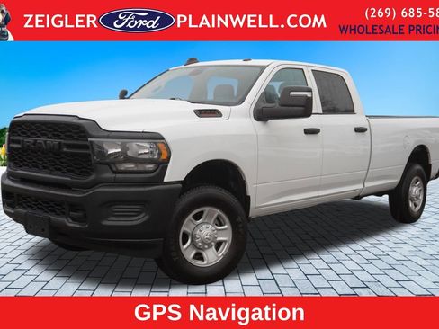 Used 2023 RAM 3500 Tradesman w/ Convenience Group image 1