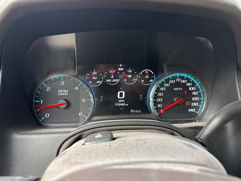 Used 2019 GMC Yukon XL Denali AWD/4WD image 16
