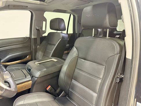 Used 2020 GMC Yukon Denali w/ Denali Ultimate Package image 34