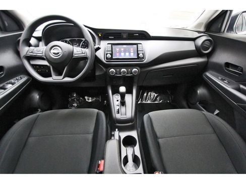 Certified 2025 Nissan Kicks Play S FWD image 7