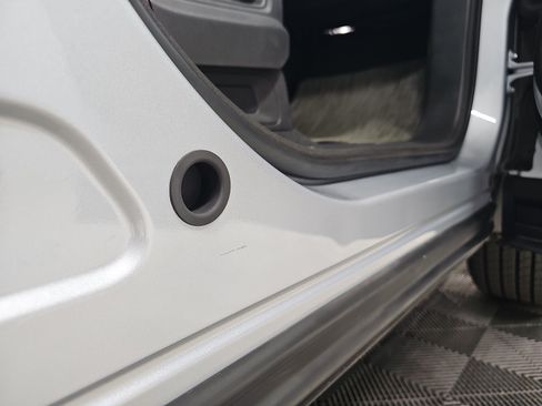 Used 2024 Rivian R1S Adventure AWD/4WD image 37