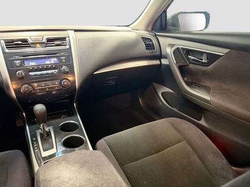 Used 2013 Nissan Altima 2.5 S image 18