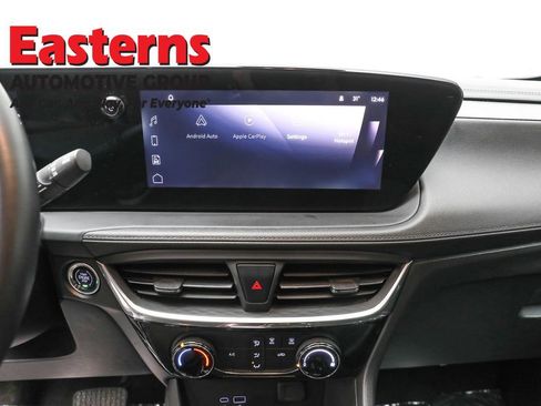 Used 2024 Buick Encore GX Sport Touring image 12