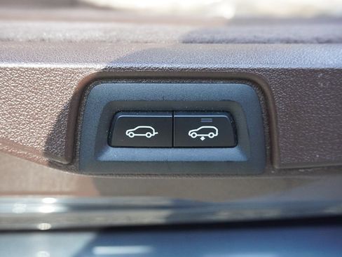 Used 2019 BMW X7 xDrive40i w/ Luxury Seating Package image 29