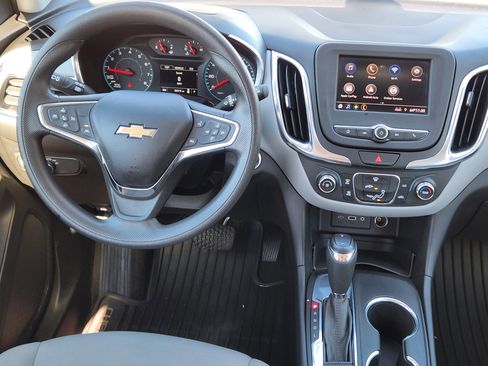 Used 2020 Chevrolet Equinox LS image 26