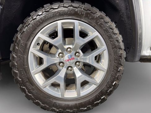 Used 2018 GMC Sierra 1500 SLT w/ SLT Premium Package AWD/4WD image 8