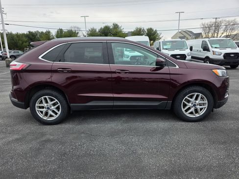 Certified 2022 Ford Edge SEL w/ Convenience Package image 6