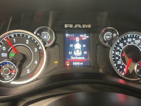 Used 2024 RAM 2500 Big Horn image 12