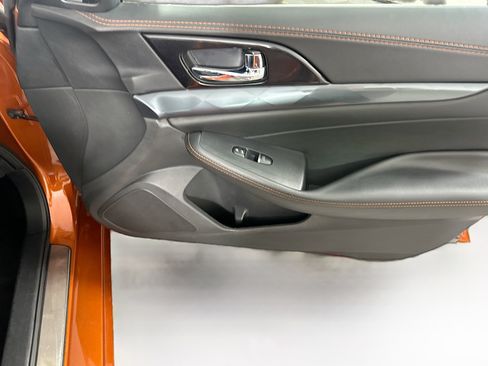 Used 2019 Nissan Maxima SR w/ Premium Package image 32