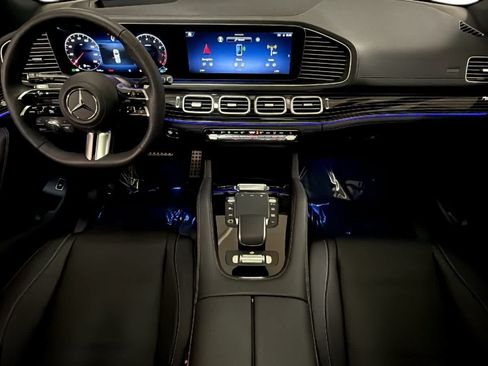 New 2026 Mercedes-Benz GLS 580 4MATIC image 4