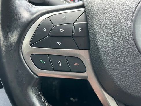 Used 2021 Jeep Cherokee Latitude Lux image 41