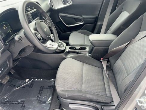 Used 2023 Kia Soul LX w/ Option Group 015 image 12