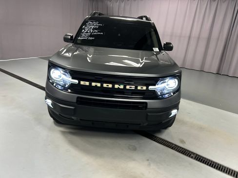 Used 2022 Ford Bronco Sport Outer Banks w/ Tech Package AWD/4WD image 2
