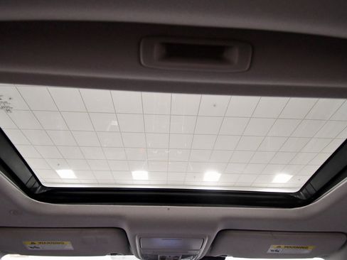 Certified 2021 Honda Accord EX-L image 16