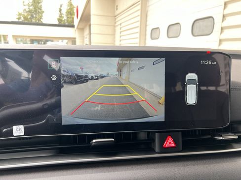 New 2026 Kia Carnival EX image 25