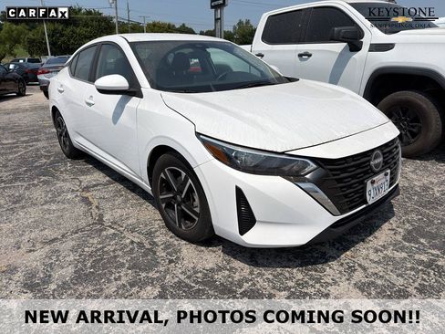 Used 2024 Nissan Sentra SV FWD image 1