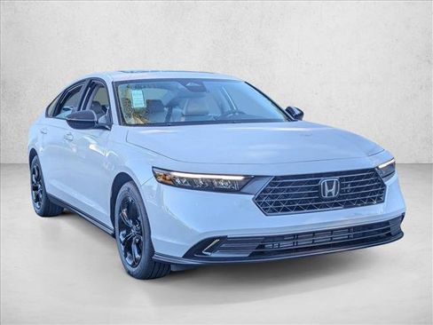 New 2025 Honda Accord SE image 6