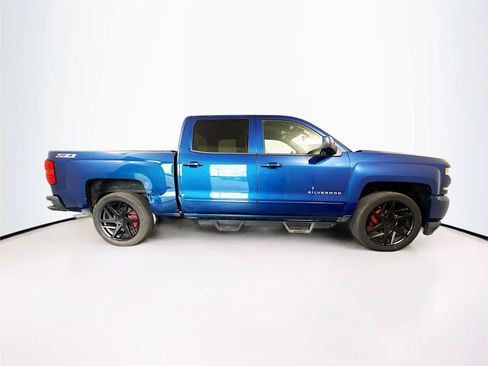 Used 2017 Chevrolet Silverado 1500 LT w/ All Star Edition AWD/4WD image 18