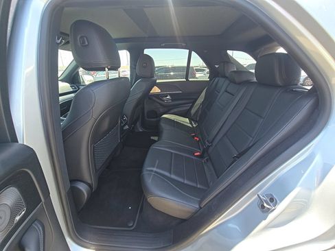 Used 2023 Mercedes-Benz GLE 350 w/ Premium Package image 14
