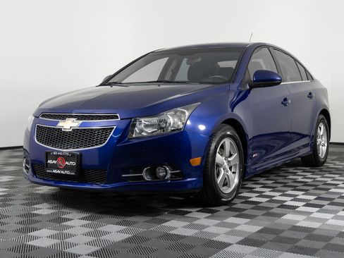 Used 2012 Chevrolet Cruze LT w/ RS Package image 2