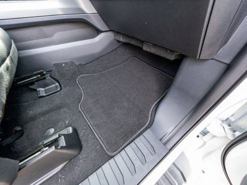 New 2026 Ford F250 Lariat w/ Black Appearance Package image 27